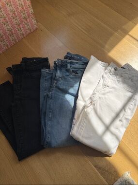 Women’s Jegging Jeans - Black, Blue & White